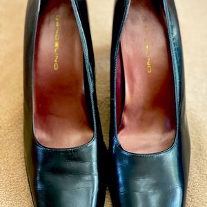 Bandolino Black Leather Square Toed Pump, Size 9